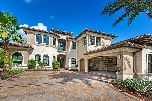 Best Commercial Driveway Pavers  in Gordon Heights, NY