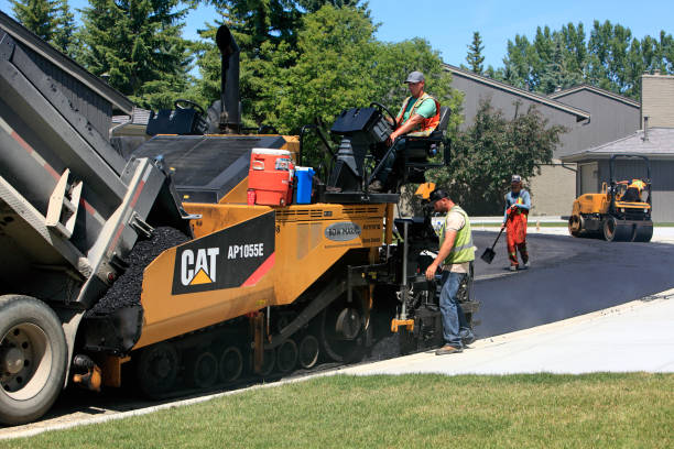 Best Local Driveway Pavers  in Gordon Heights, NY